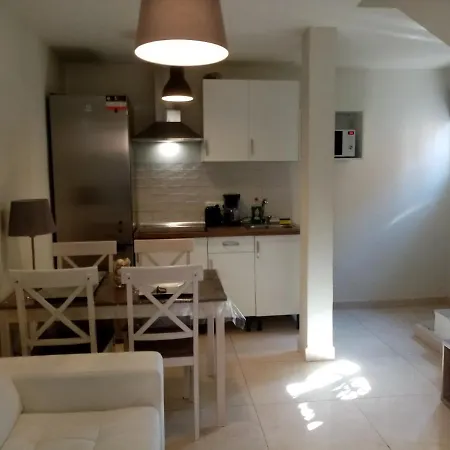 Port,free Parking Apartman Estepona