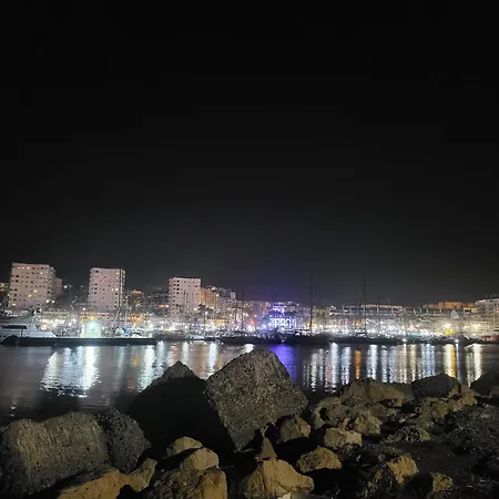 Port,free Parking
